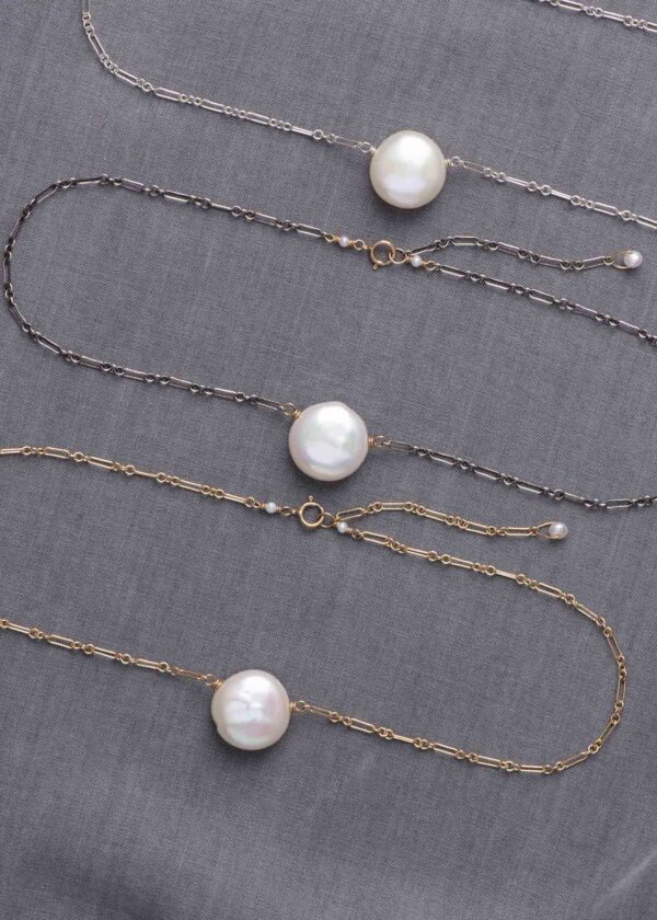 Coin Pearl Necklace in Oxidized Silver - Image 5