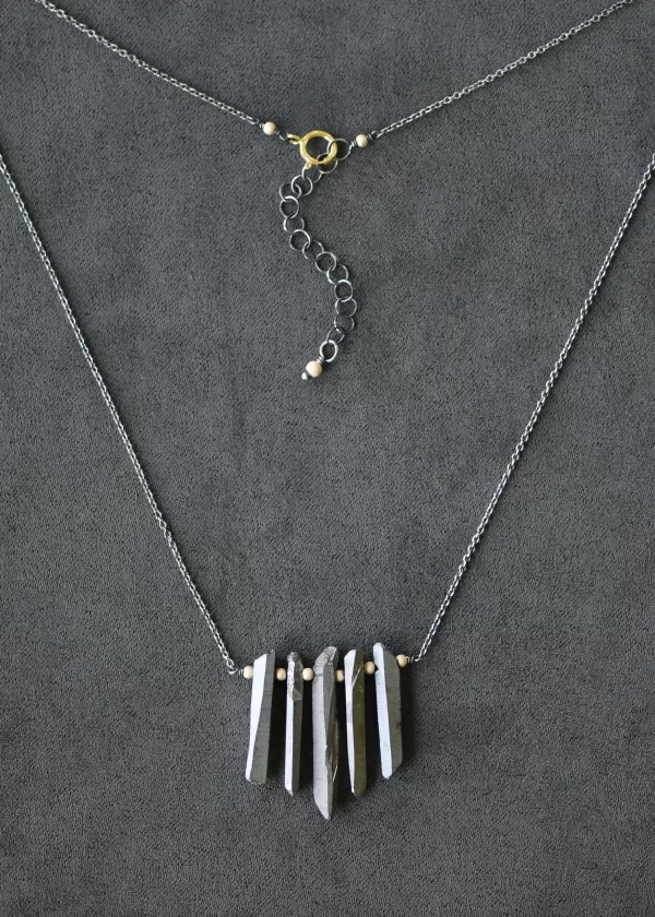 Midnight Metallic Crystal Point Bar Necklace - Image 5